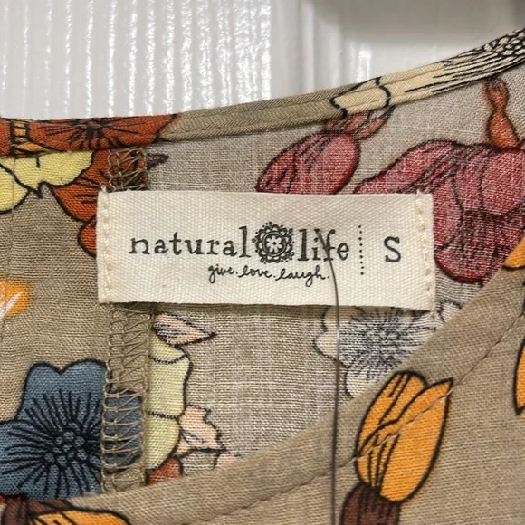 NWT Natural Life Heidi Mini Dress in Tan Cream Floral - Picture 4 of 7